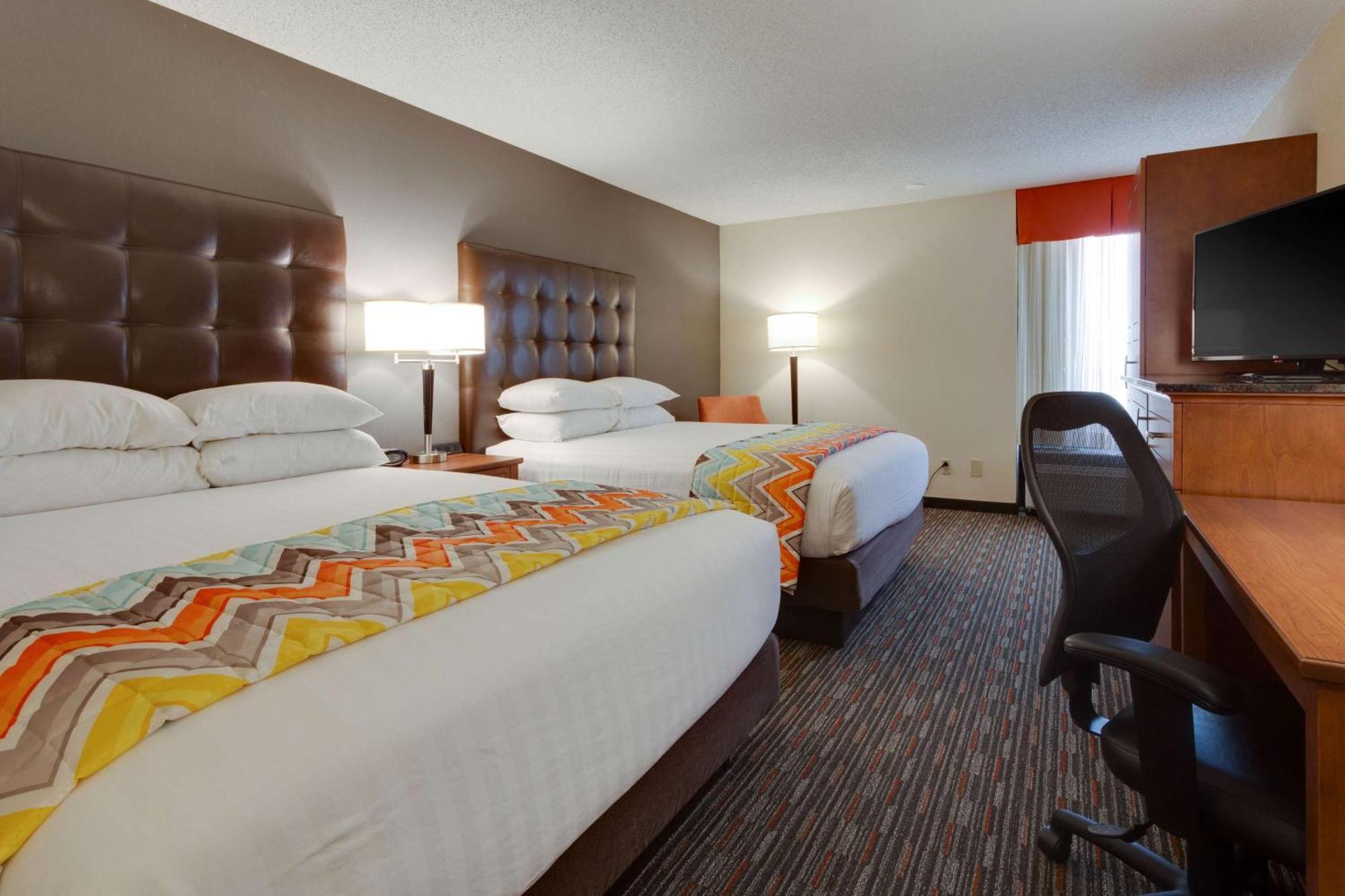 Drury Inn & Suites Columbia Stadium Boulevard Εξωτερικό φωτογραφία