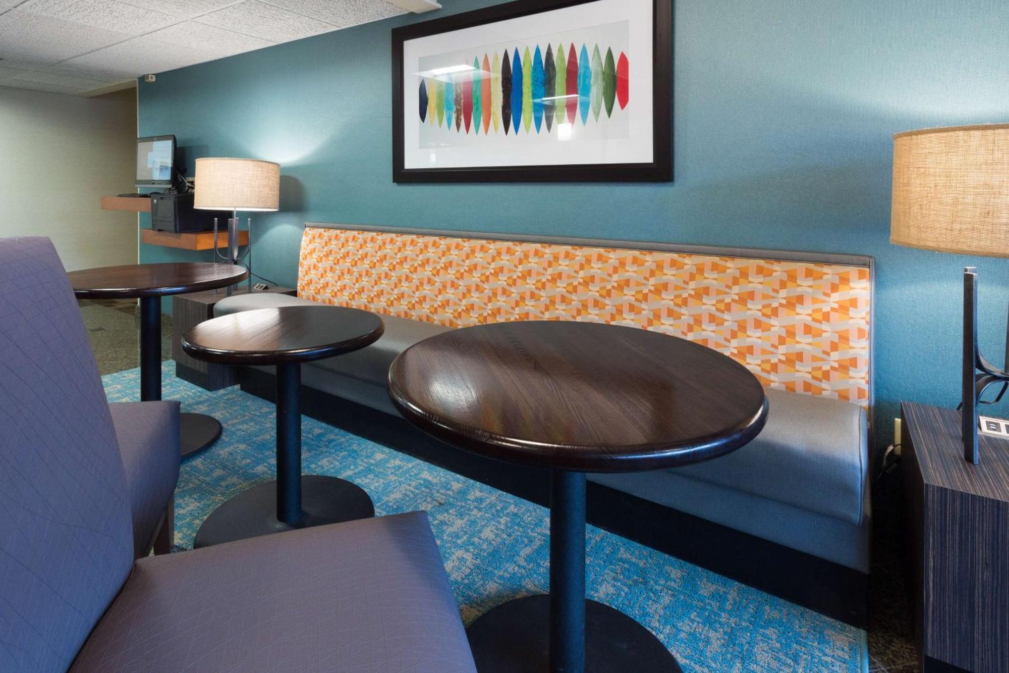Drury Inn & Suites Columbia Stadium Boulevard Εξωτερικό φωτογραφία