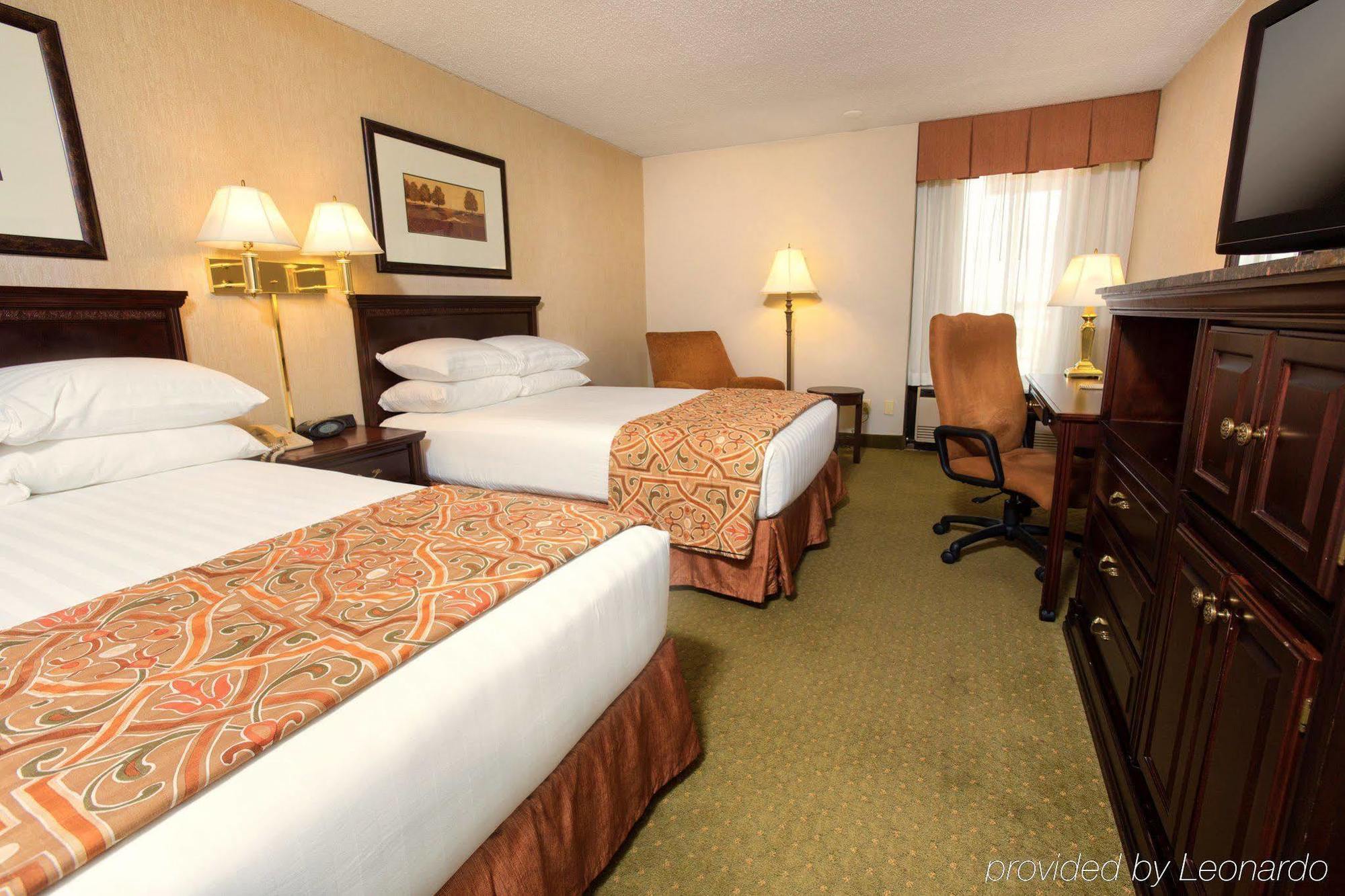 Drury Inn & Suites Columbia Stadium Boulevard Εξωτερικό φωτογραφία