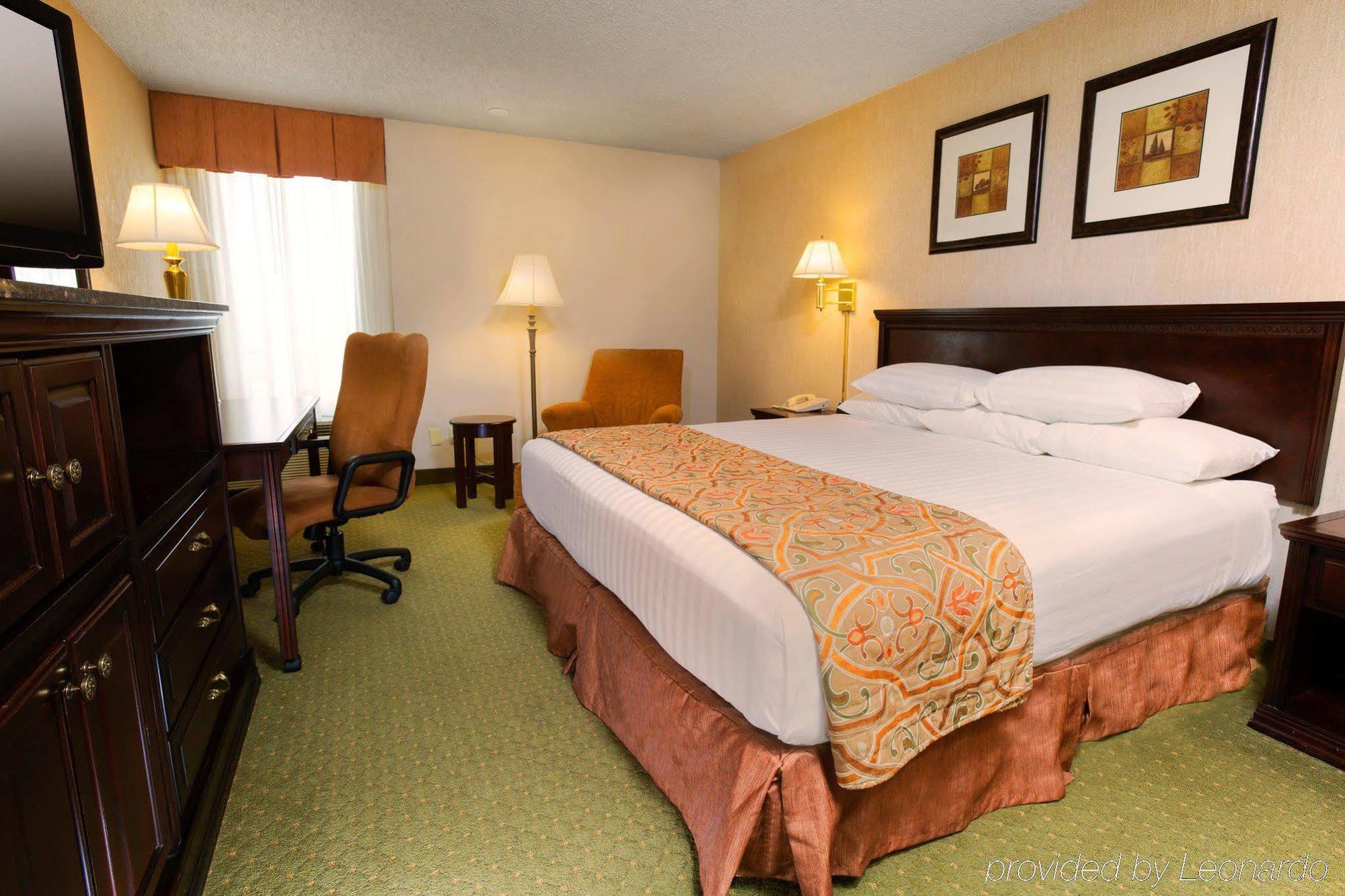 Drury Inn & Suites Columbia Stadium Boulevard Εξωτερικό φωτογραφία